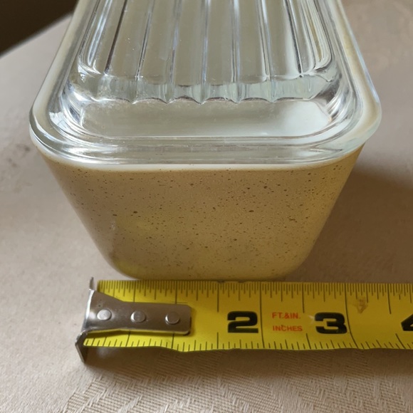 HTF vintage Pyrex tan speckled Homestead refrigerator jar, fridgie w/lid EUC - Picture 10 of 10